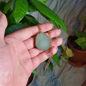 NWOT Turquoise Crystal style Necklace